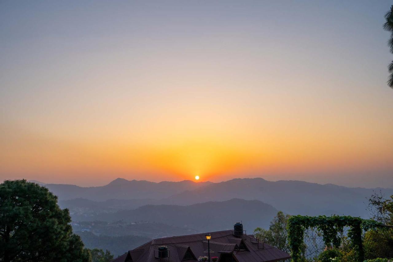 StayVista at Floradale Kasauli Bagian luar foto